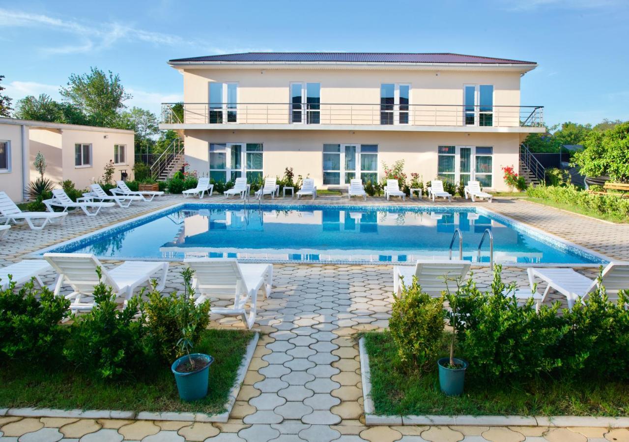 Family Resort Bambora Gudauta Esterno foto